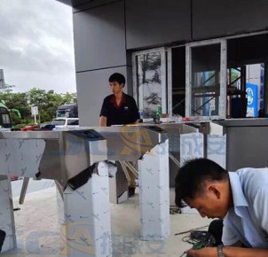 三輥閘施工工地道閘機(jī)安全通道智能管理系統(tǒng)